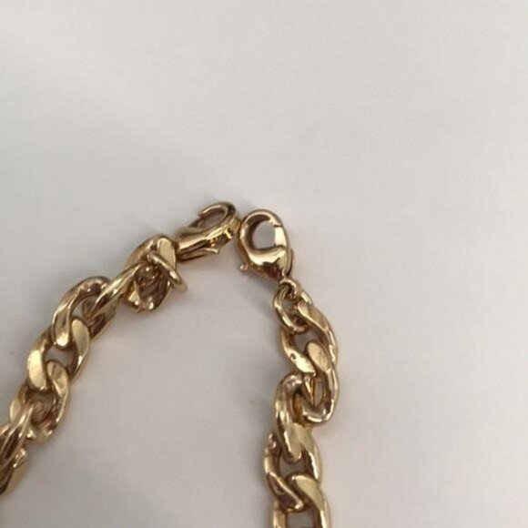 New Authentic Gucci GG0977S 002 Gold Cat-Eye Sunglasses Brown Lenses - Picture 3 of 11